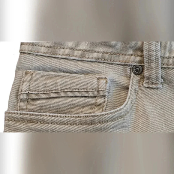 Sonoma, Size 10, Modern Fit Cropped Denim - Picture 4 of 10